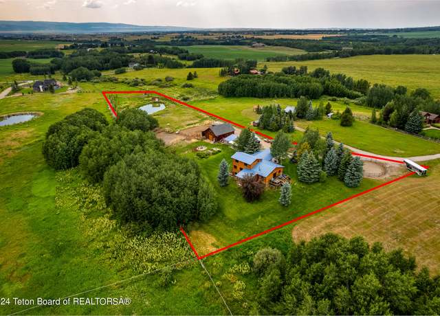 Property at 1905 N Beaver Dr, Alta, WY 83414, 5 beds, 3 baths