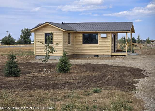 Property at 448 S Serviceberry Rd, Victor, ID 83455, 2 beds, 1 bath