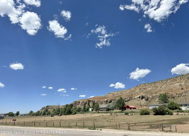 Property at 675 Fife Ct, Evanston, WY 82930
