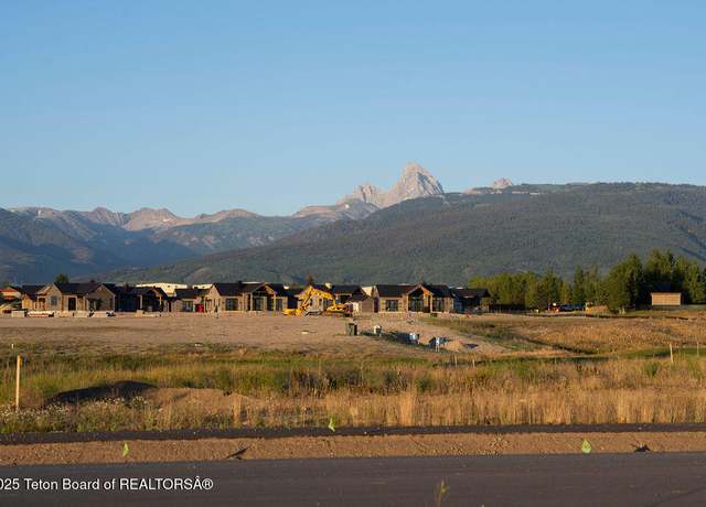 Property at 1457 Wood Lily Dr, Driggs, ID 83422