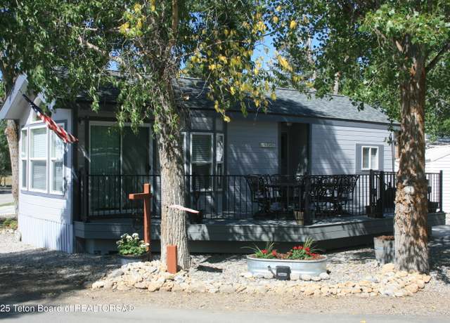 Property at 22 Stagecoach Ln, Thayne, WY 83127, 1 bed, 1 bath
