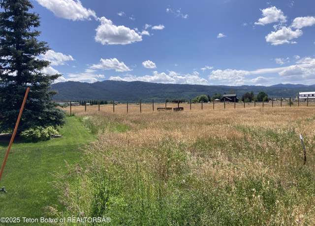Property at 1473 Sandhill Rd, Victor, ID 83455
