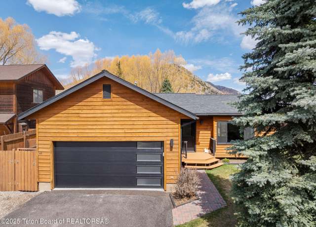 Property at 2032 Dandelion Ct, Jackson, WY 83001, 3 beds, 2 baths