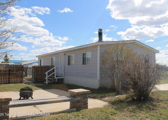 Property at 7 N Schmid Dr, Labarge, WY 83123, 3 beds, 2 baths