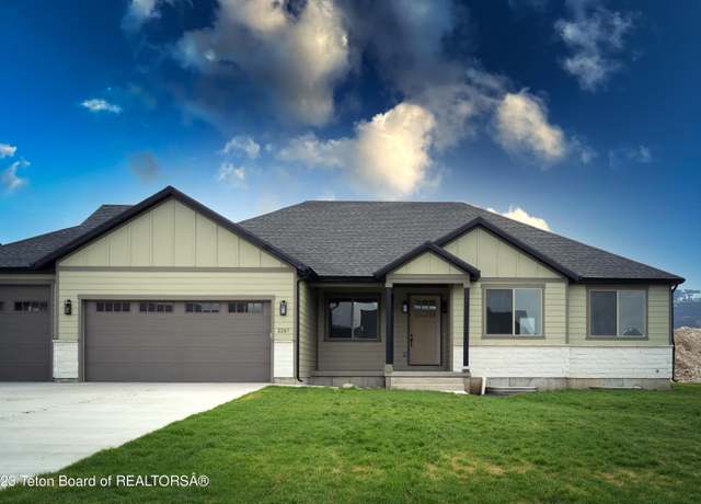 Property at 2287 Iron Wood Dr, Driggs, ID 83422, 3 beds, 2.5 baths