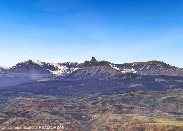 Property at 14 Table Top Dr, Dubois, WY 82513, 5 beds, 6 baths