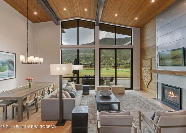 Property at 14265 S Leader Ln, Jackson, WY 83001, 4 beds, 4.5 baths