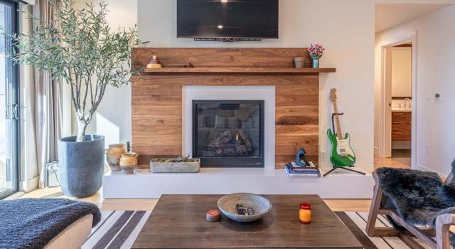 Photo of 680 S Cache St #203, Jackson, WY 83001