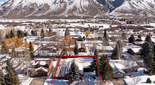 Photo of 3210 S Single Tree Dr, Jackson, WY 83001