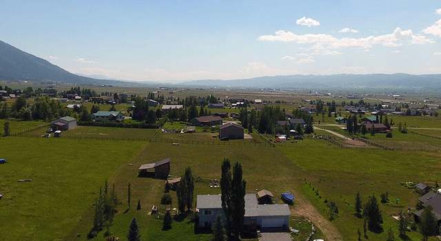 Photo of 1015 Saddle Dr, Etna, WY 83120