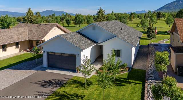 Photo of 735 Country Club Way, Thayne, WY 83127