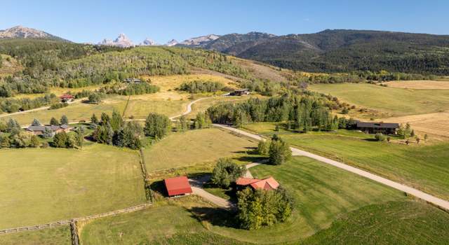 Photo of 155 Yellow Rose Dr, Alta, WY 83414