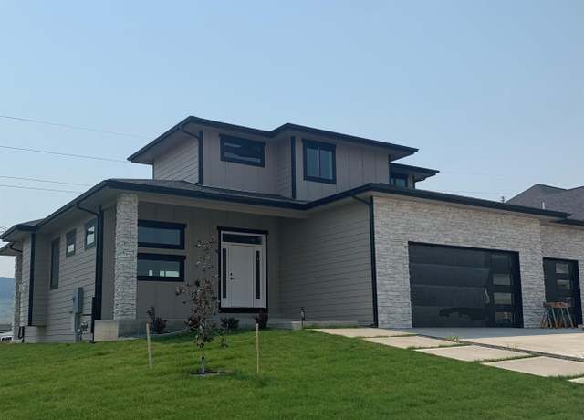 Property at 2685 Berkshire Way, Casper, WY 82609, 3 beds, 2.5 baths