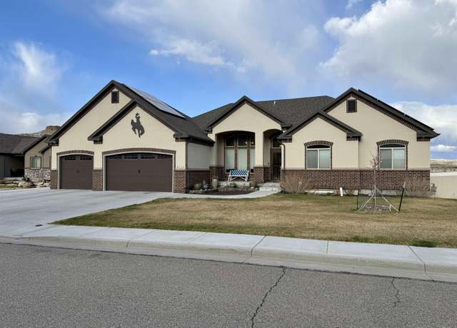 Property at 2300 Alexandra Cir, Green River, WY 82901, 5 beds, 3.5 baths