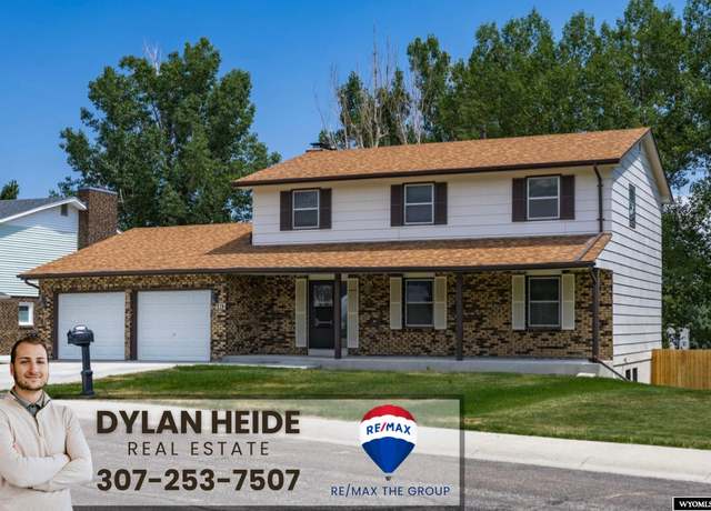 Property at 1461 Kelly Dr, Casper, WY 82609, 5 beds, 3.5 baths