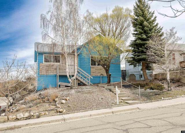 Property at 511 Q St, Rock Springs, WY 82901, 3 beds, 2 baths