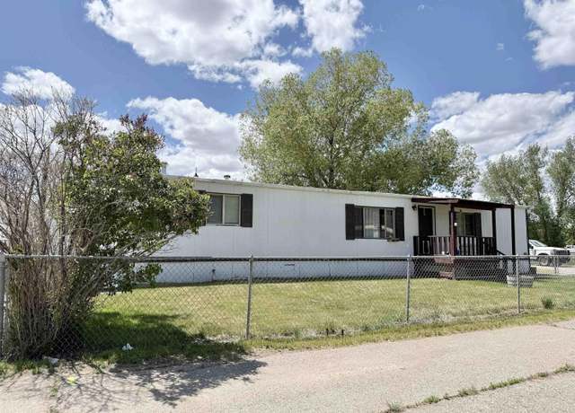 Property at 601 Diamondville Ave Ave, Diamondville, WY 83116, 3 beds, 1.5 baths
