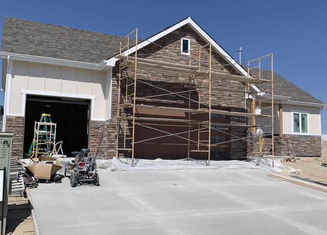 Property at 2625 Heathrow Ave, Casper, WY 82609, 3 beds, 2 baths