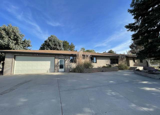 Property at 710 E 30th Ave, Torrington, WY 82240, 5 beds, 3.5 baths