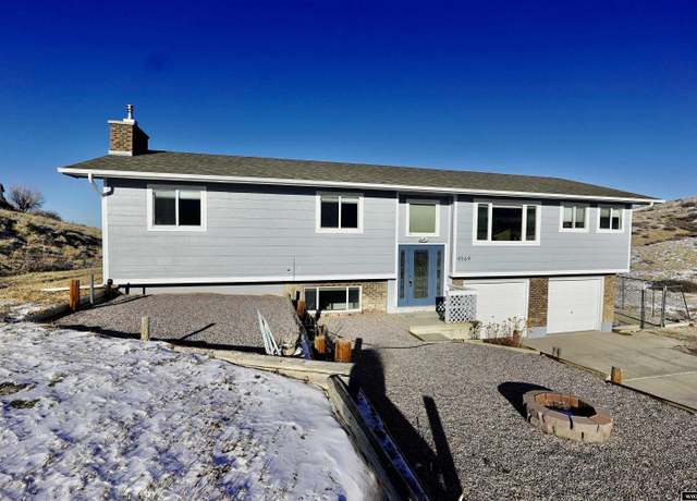 Property at 4569 Pond Hill Rd, Casper, WY 82604, 5 beds, 3 baths
