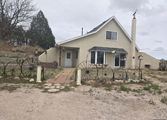 Property at 7616 Rd 39j, Torrington, WY 82240, 2 beds, 1.75 baths