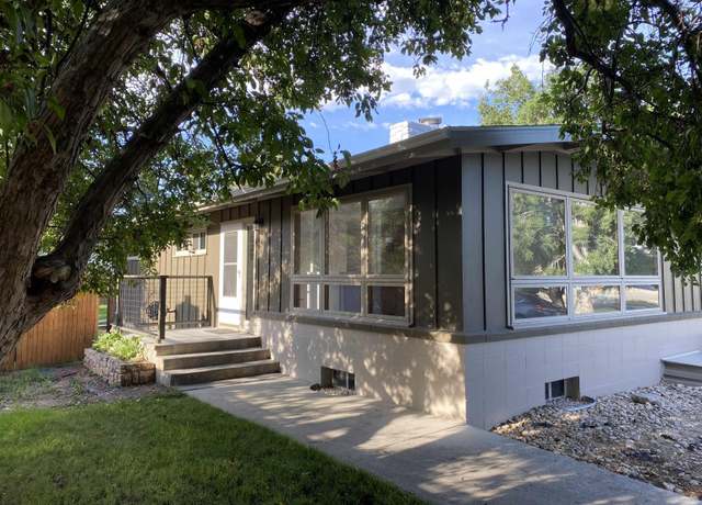 Property at 842 Fort St, Buffalo, WY 82834, 5 beds, 2.75 baths