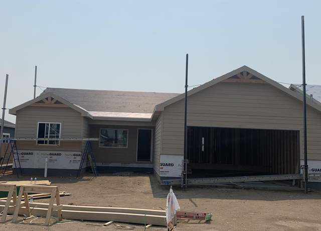 Property at 4749 Buffalo Meadows Way, Mills, WY 82604, 3 beds, 2 baths