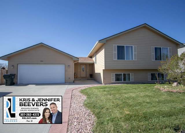 Property at 2223 Omaha Trail Trl, Casper, WY 82601, 4 beds, 3 baths
