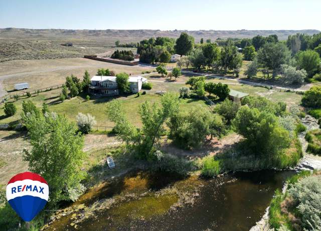 Property at 61 Eagle Rd, Riverton, WY 82501, 5 beds, 4 baths