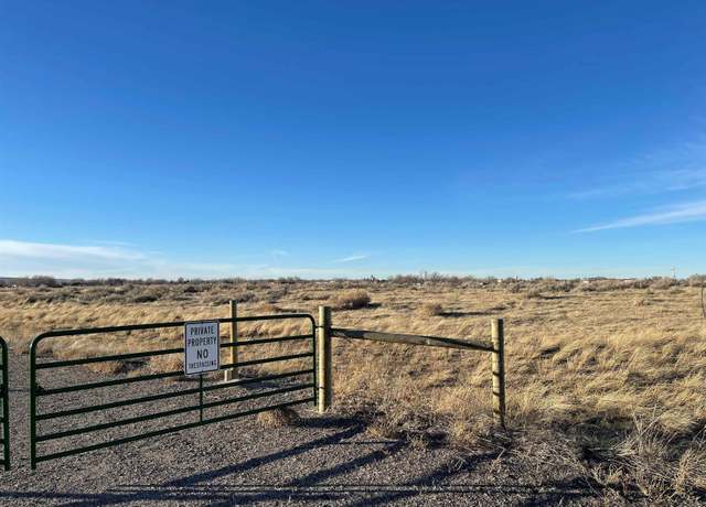 Property at 598 N Robertson Rd, Casper, WY 82604