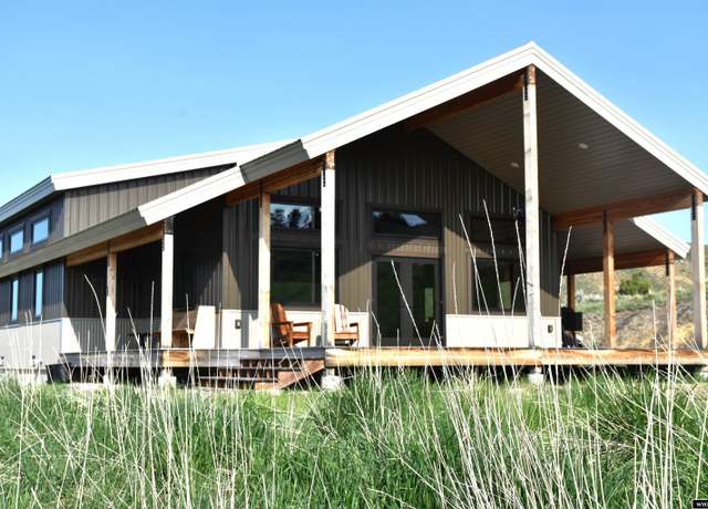 Property at 3 Grand Cedars Rd, Lander, WY 82520, 3 beds, 2 baths