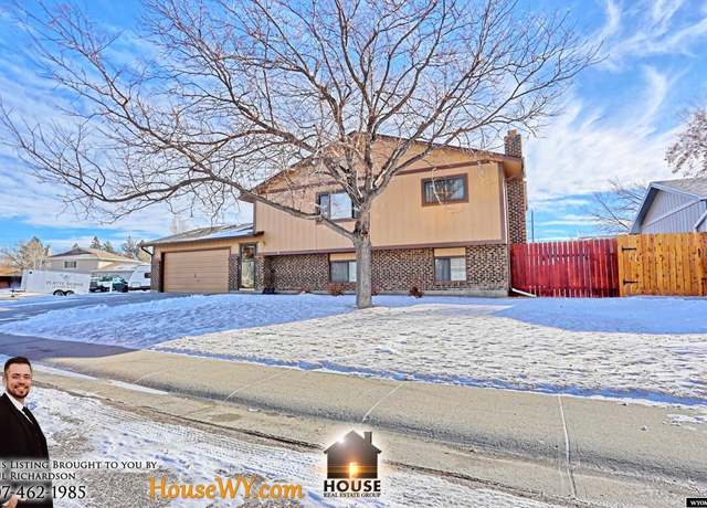 Property at 2981 Cotton Creek Pl, Casper, WY 82604, 3 beds, 2 baths