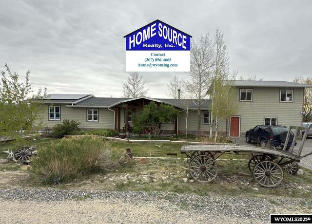 Property at 33 Farview Cir, Riverton, WY 82501, 5 beds, 3 baths