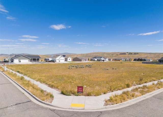 Property at 324 Ottley Dr, Evanston, WY 82930