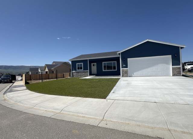 Property at 650 Fossil Butte St, Mills, WY 82644, 3 beds, 2 baths