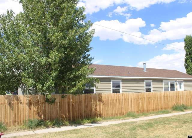 Property at 302 N Elm St, Lyman, WY 82937, 4 beds, 3 baths