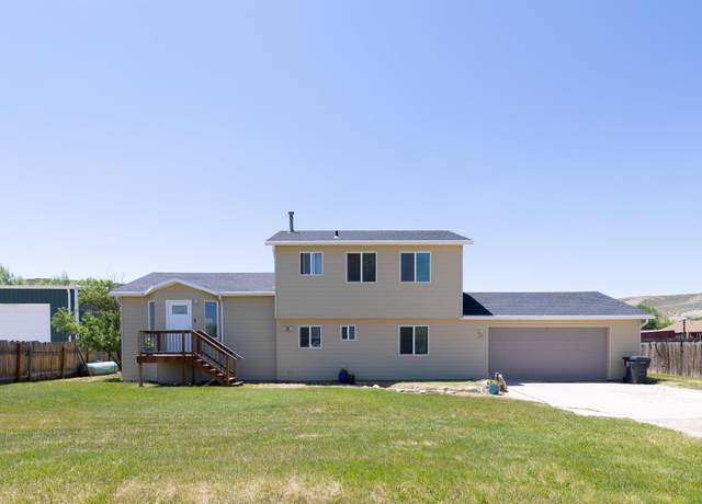 Property at 175 Village Dr, Evanston, WY 82930, 4 beds, 2.5 baths