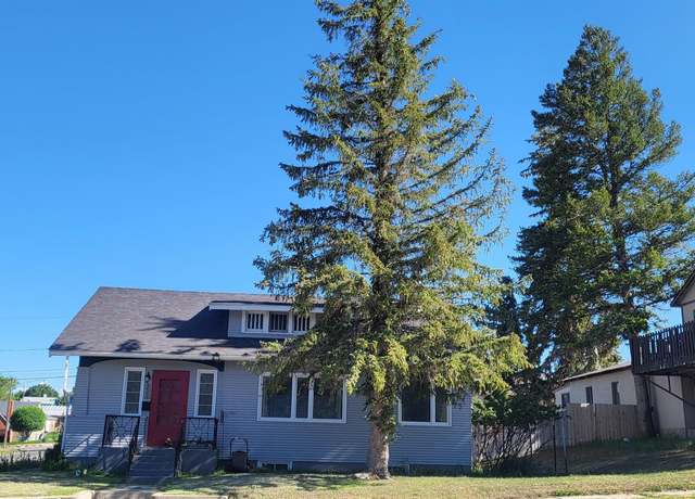 Property at 222 E Maple St, Rawlins, WY 82301, 5 beds, 2 baths