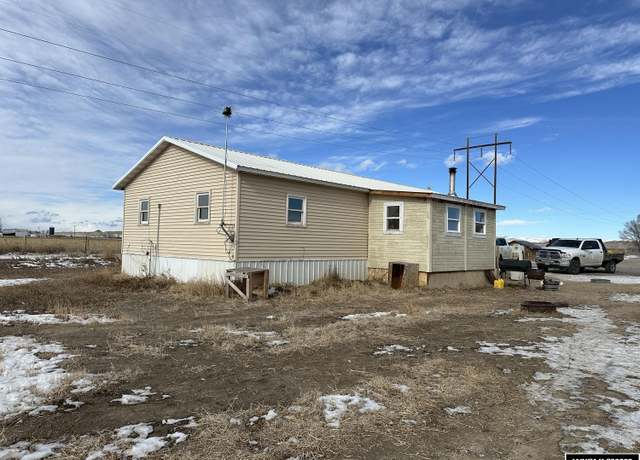 Property at 1349 Missouri Valley Rd, Riverton, WY 82501, 3 beds, 2 baths