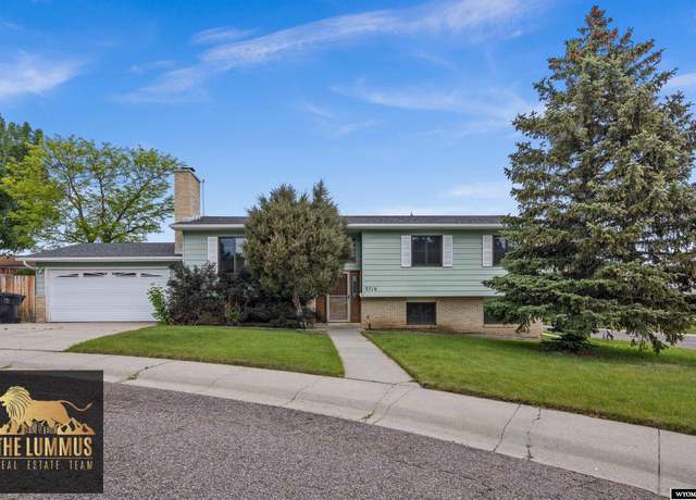 Property at 3710 Arroyo Dr, Casper, WY 82604, 5 beds, 3 baths