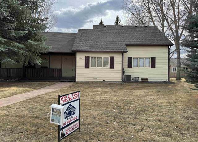 Property at 3923 Spy Glass Cir, Riverton, WY 82501, 2 beds, 2 baths
