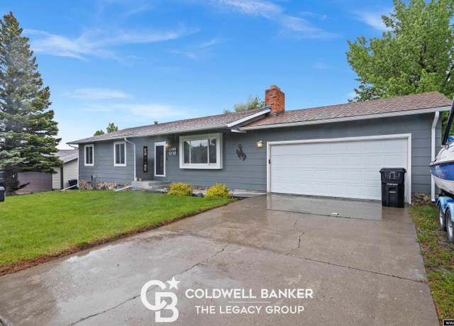 Property at 3401 Belmont Dr Dr, Casper, WY 82604, 6 beds, 3 baths