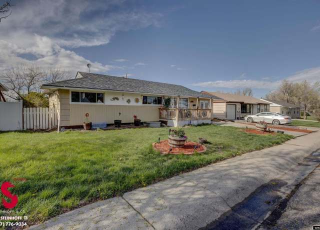 Property at 3140 E 8th St, Casper, WY 82609, 4 beds, 2 baths