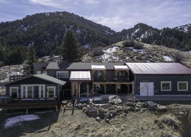 Property at 2300 Garden Creek Hts, Casper, WY 82601, 4 beds, 4 baths