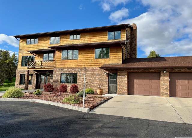 Property at 151 Cedar Ridge Dr, Thermopolis, WY 82443, 5 beds, 4 baths