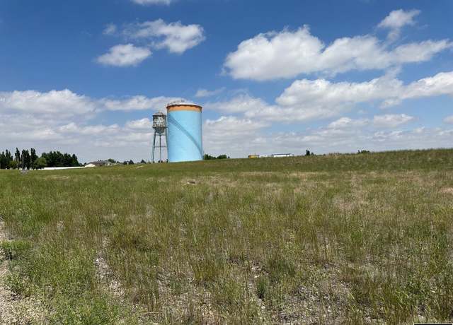 Property at 5125 Bel Vista Dr, Bar Nunn, WY 82601