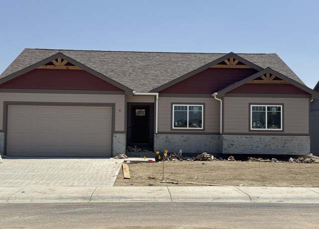 Property at 2595 Heathrow Ave, Casper, WY 82609, 3 beds, 2 baths