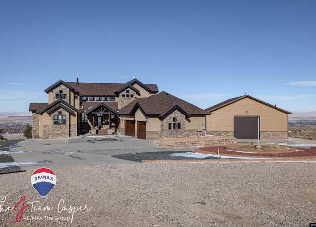 Property at 6060 D'elia Dr, Casper, WY 82601, 5 beds, 5.5 baths