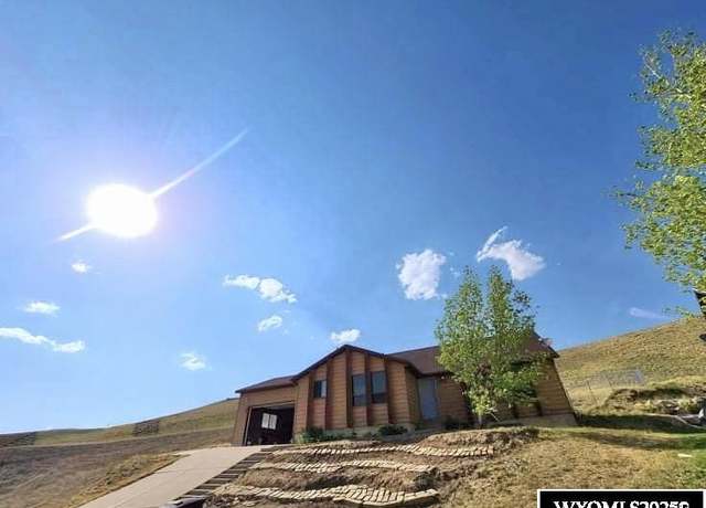 Property at 1921 Berry Drive Dr, Kemmerer, WY 83101, 4 beds, 2 baths
