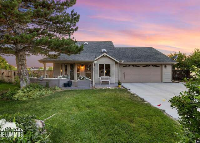 Property at 1664 Begonia St, Casper, WY 82604, 3 beds, 3.5 baths